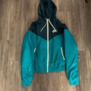Nike Women’s Windbreaker